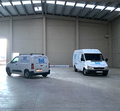 Empresa especializada en puertas automáticas y accesos inteligentes